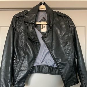 Jkt Vegan Leather Jacket M